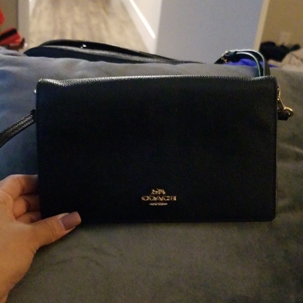 Coach crossbody clutch